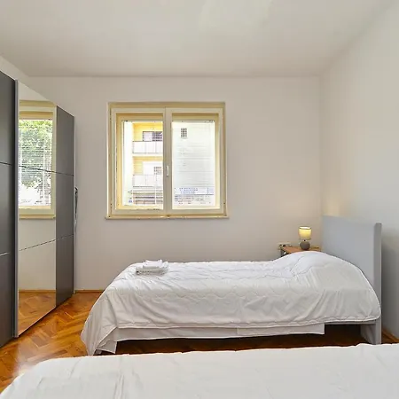 2288 Appartement Pula
